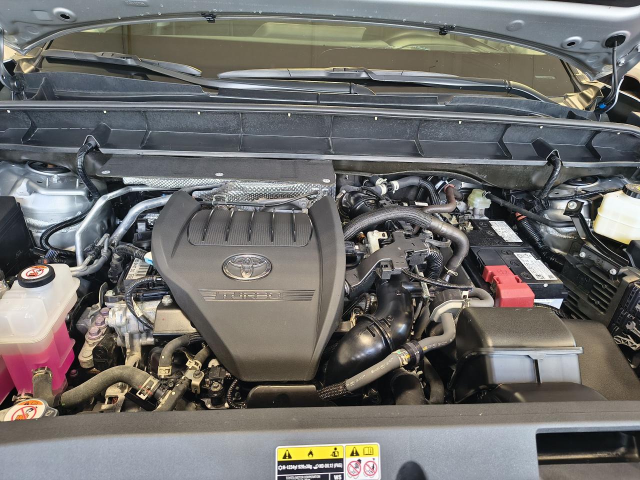 2023 Toyota Highlander Plantinum AWD Photo0