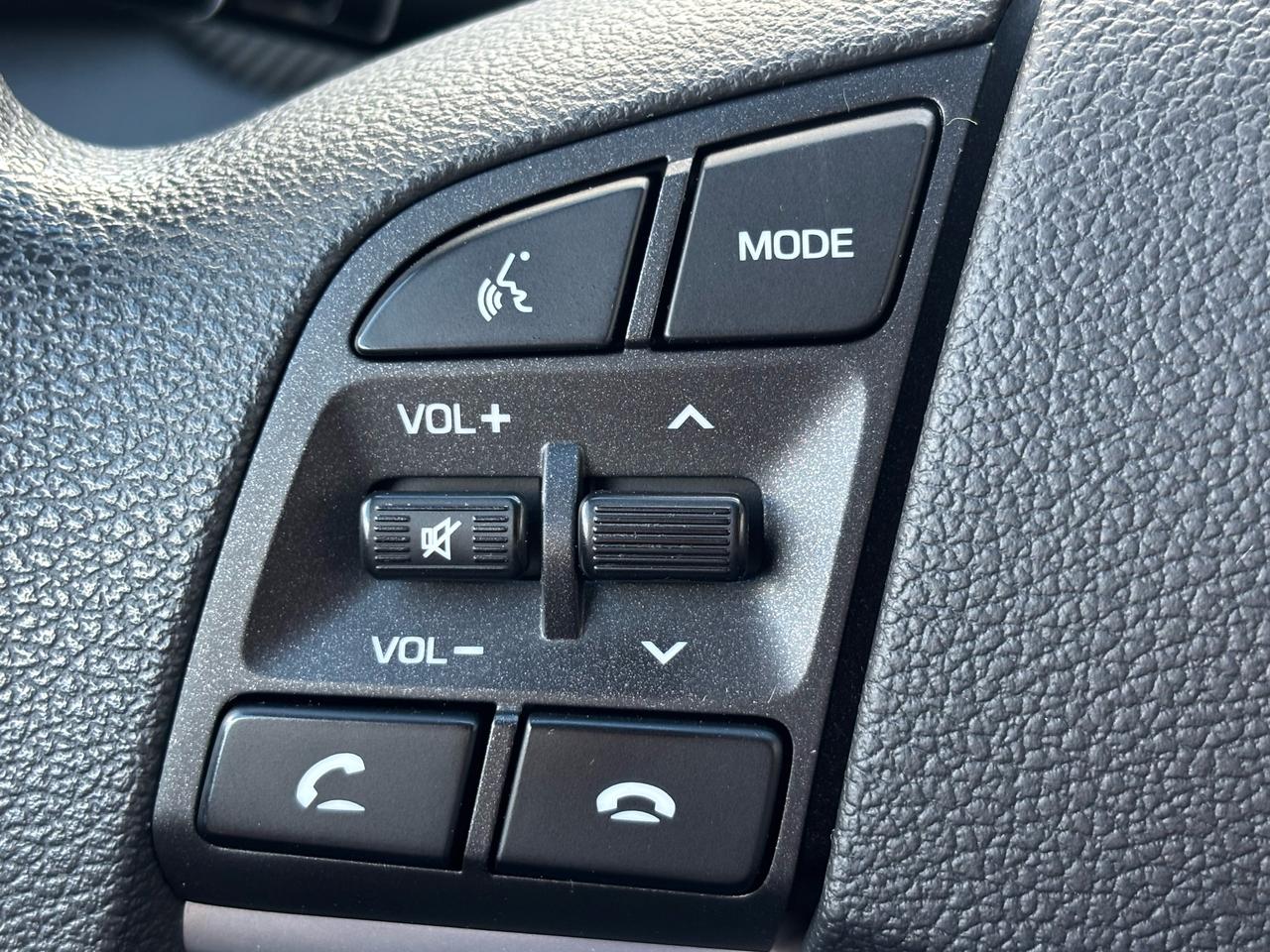 2019 Hyundai Tucson Essential ** AWD, LKA, CARPLAY ** Photo