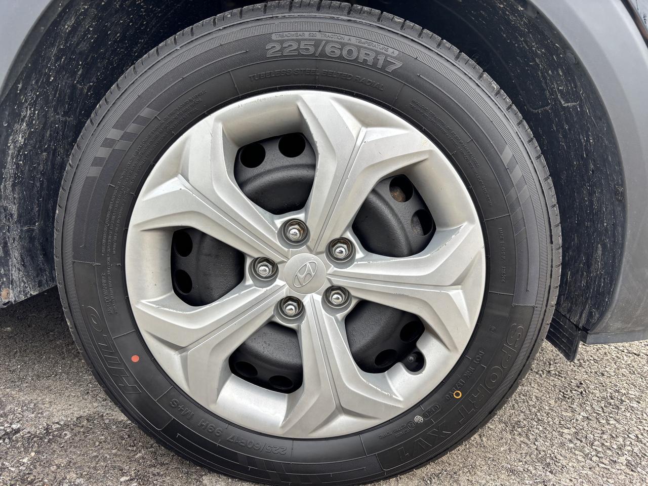 2019 Hyundai Tucson Essential ** AWD, LKA, CARPLAY ** Photo