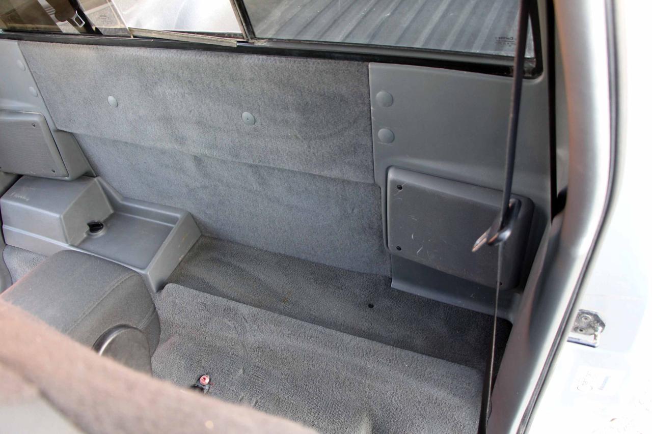 2004 Mazda B-Series SX - Photo #16