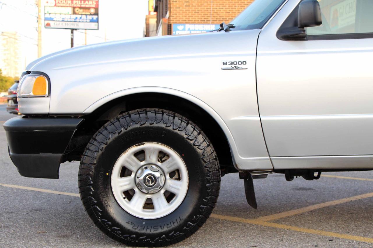 2004 Mazda B-Series SX - Photo #23
