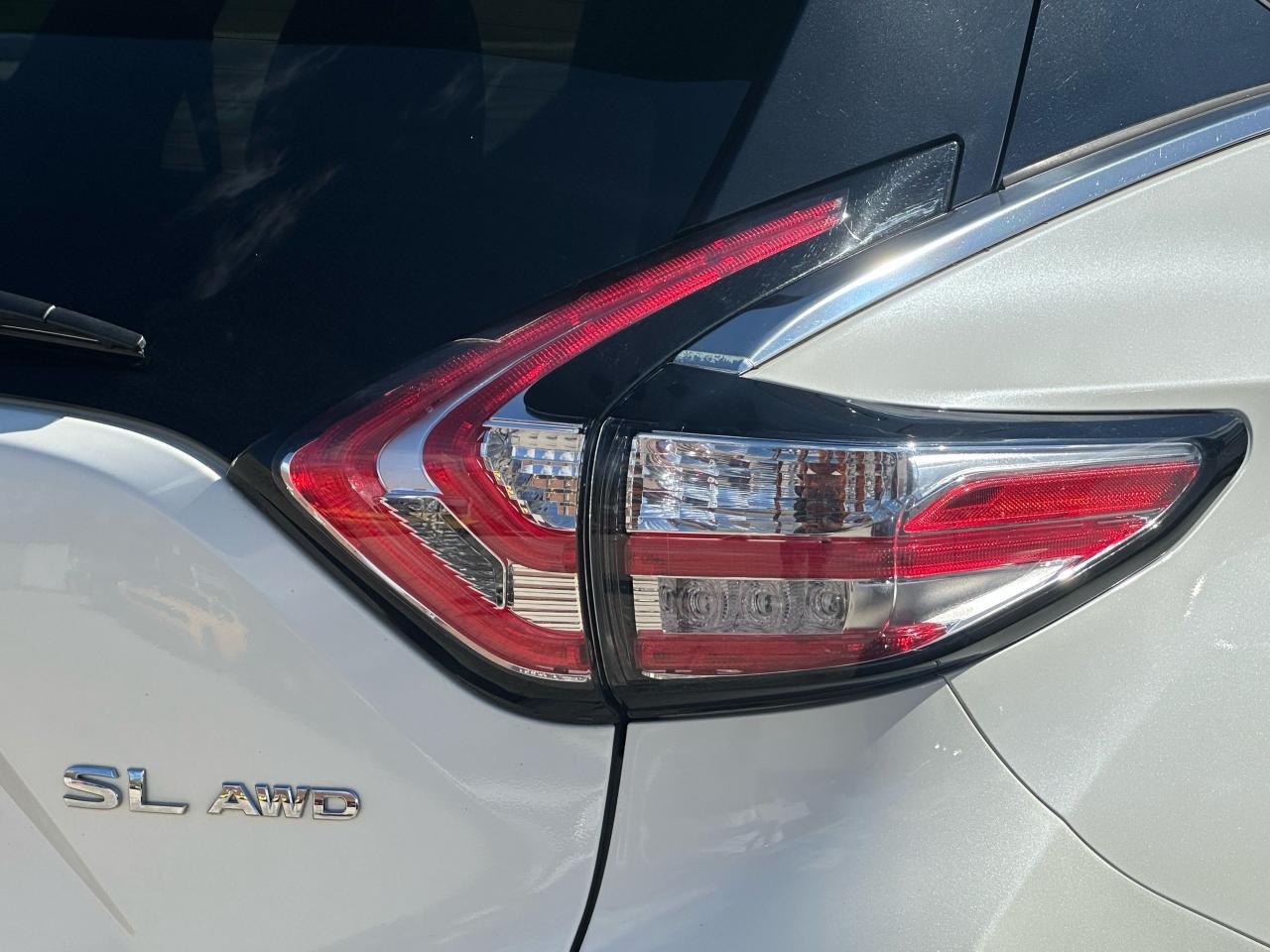 2016 Nissan Murano SL - Photo #17