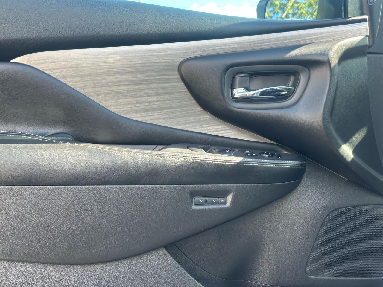 2016 Nissan Murano SL - Photo #21