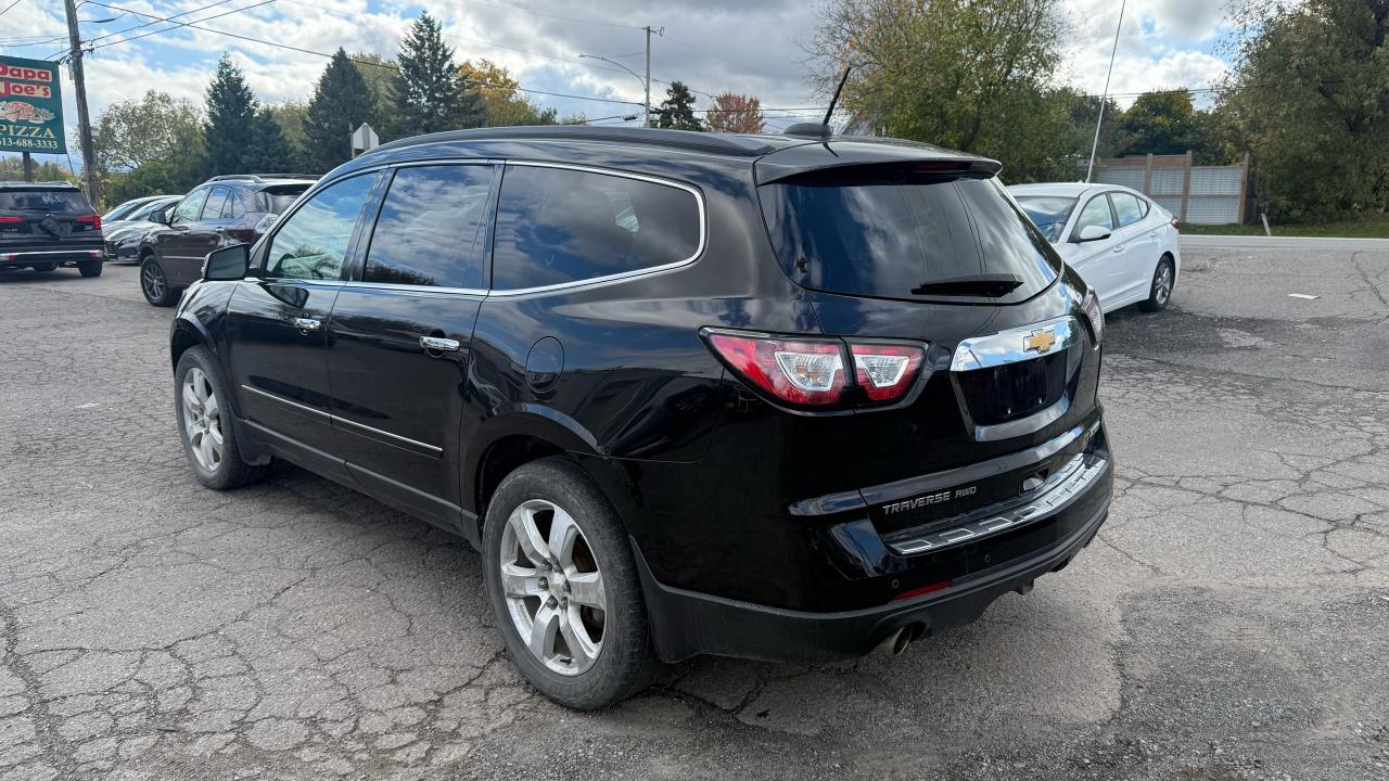 2017 Chevrolet Traverse Premier Photo2