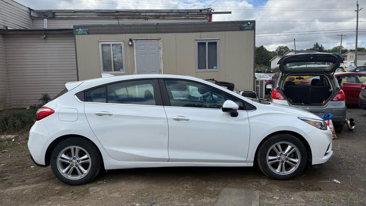 2017 Chevrolet Cruze LT - Photo #7