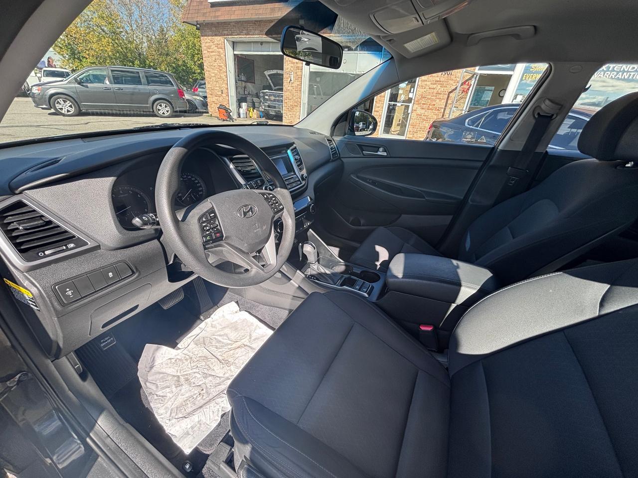 2018 Hyundai Tucson AWD HEATED SEATS BACKUP CAM! - Photo #15