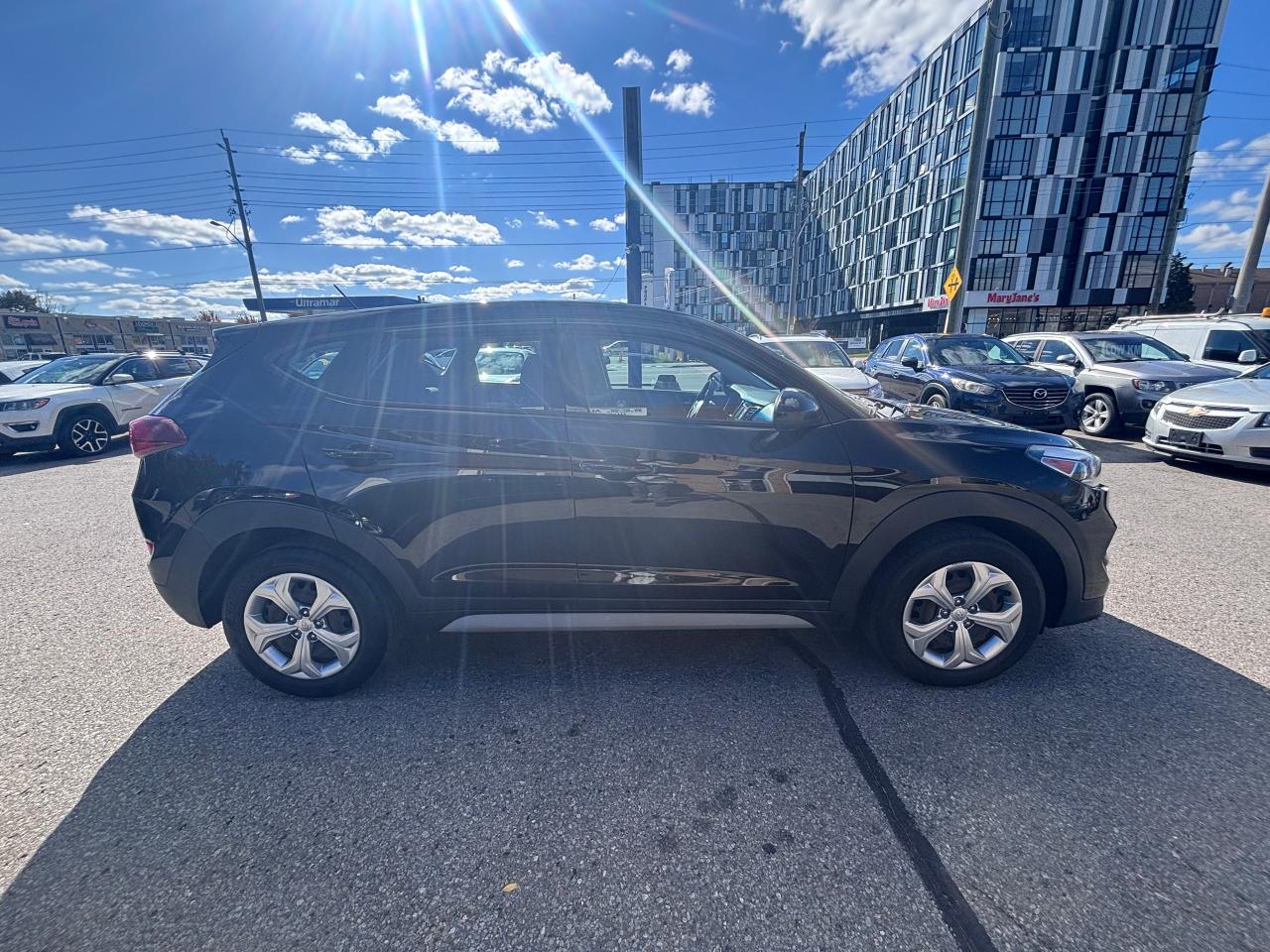 2018 Hyundai Tucson AWD HEATED SEATS BACKUP CAM! - Photo #6