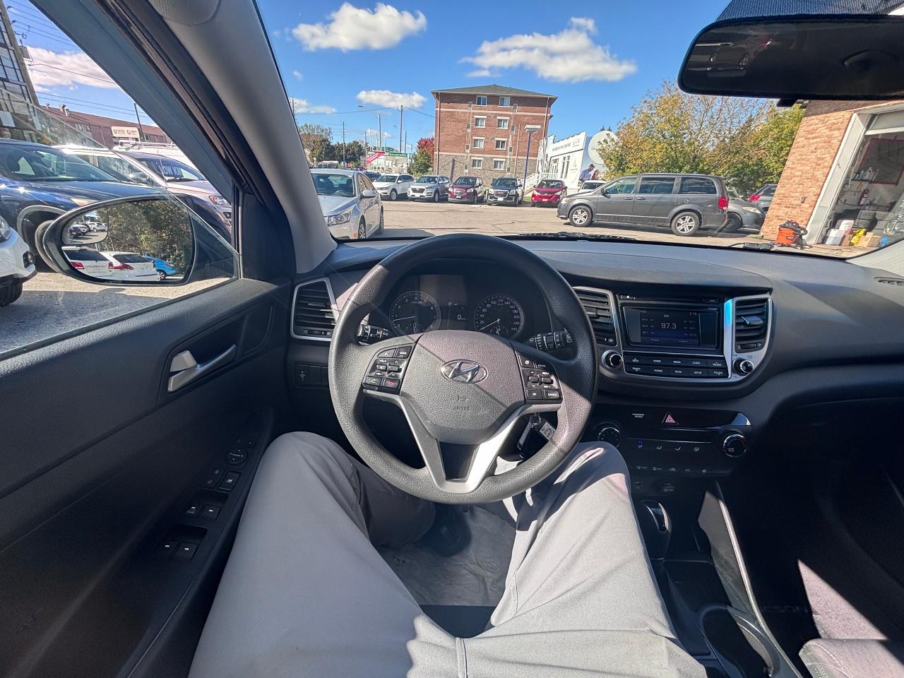 2018 Hyundai Tucson AWD HEATED SEATS BACKUP CAM! - Photo #16