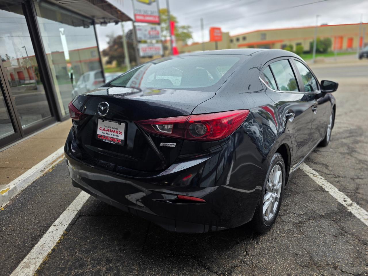 2018 Mazda MAZDA3 GS Sunroof | BSM | Backup Camera | Heated Steering | Heated Seats Photo
