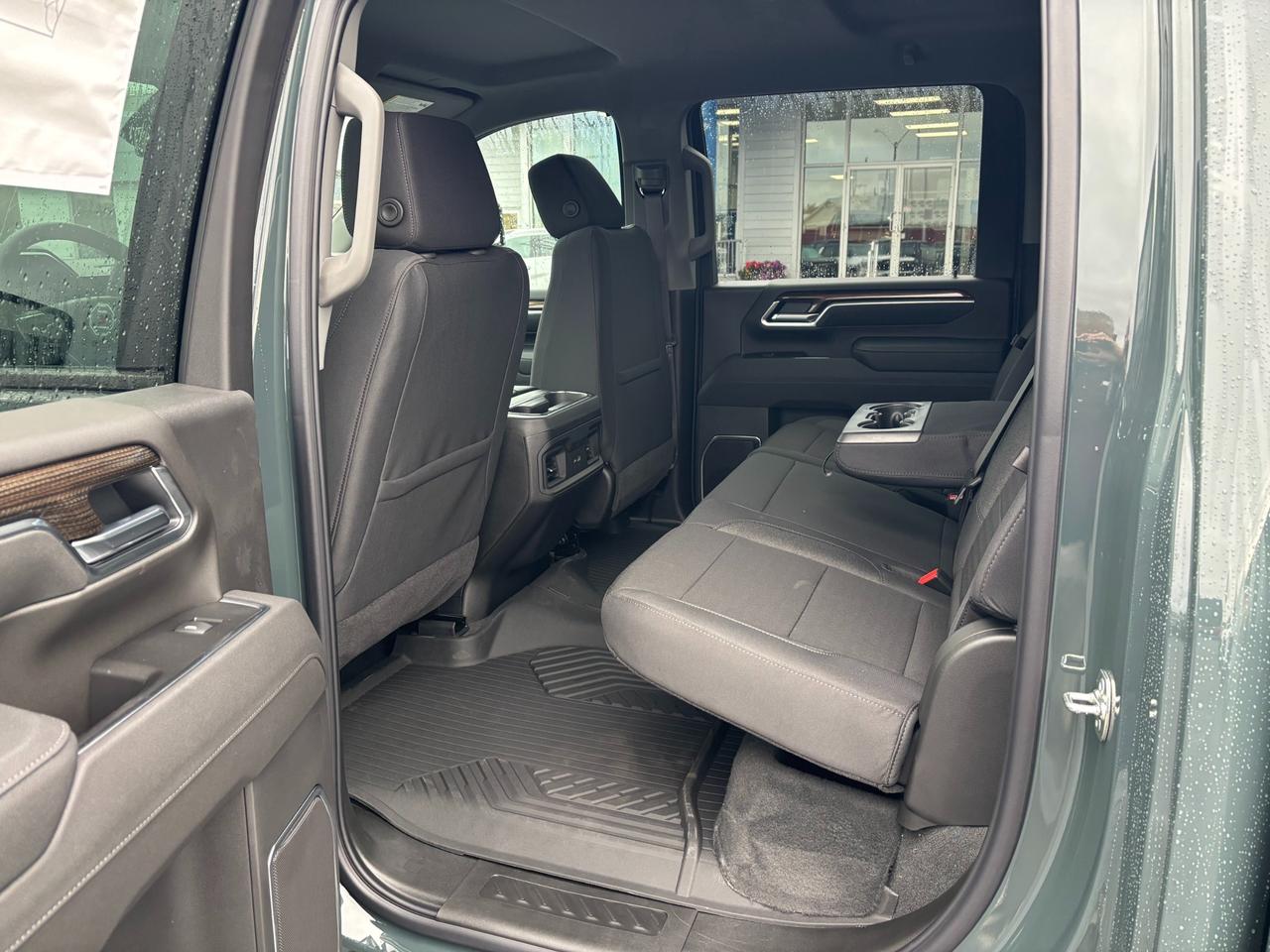 2026 Chevrolet Silverado 2500 HD 2026 Chevrolet Silverado 2500HD LT Trail Boss 4WD Photo