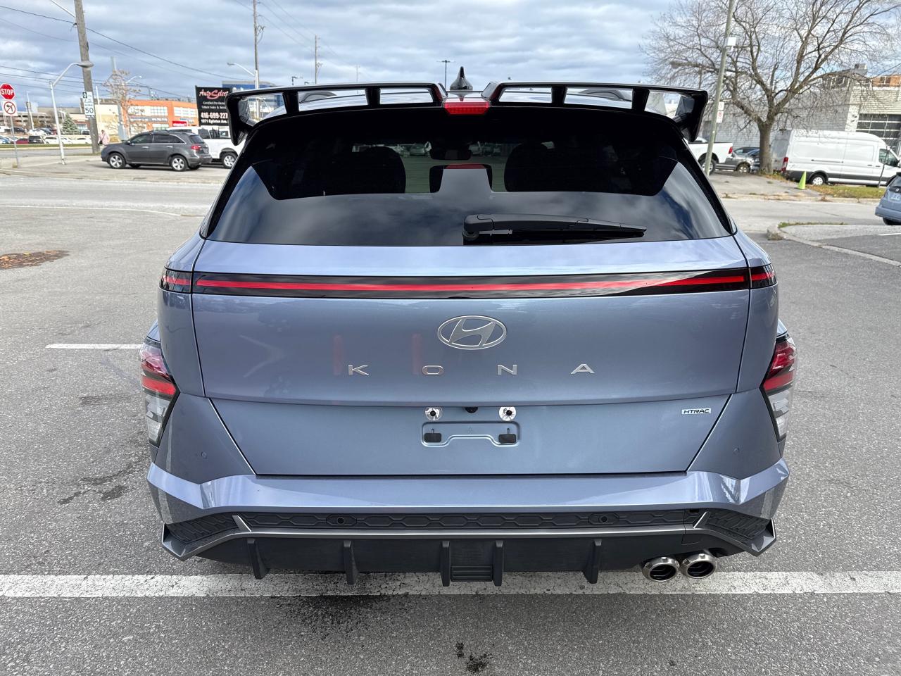 2024 Hyundai KONA 1.6T N Line Ultimate w/Two-Tone Roof Photo3