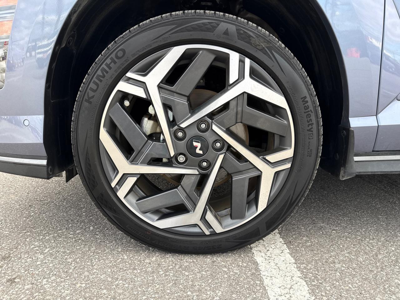 2024 Hyundai KONA 1.6T N Line Ultimate w/Two-Tone Roof Photo