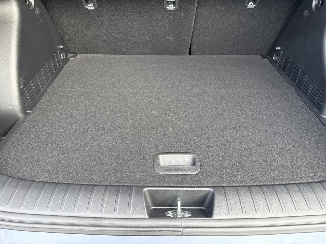 2024 Hyundai KONA 1.6T N Line Ultimate w/Two-Tone Roof Photo