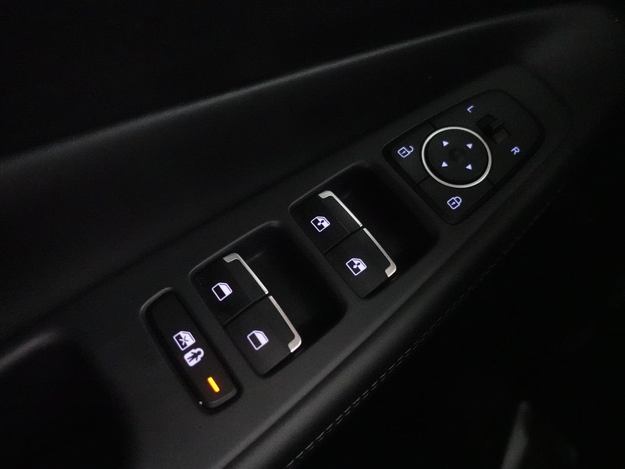 2023 Hyundai Santa Fe PREFERRED | AWD | Nav | Leather | Panoroof | BSM