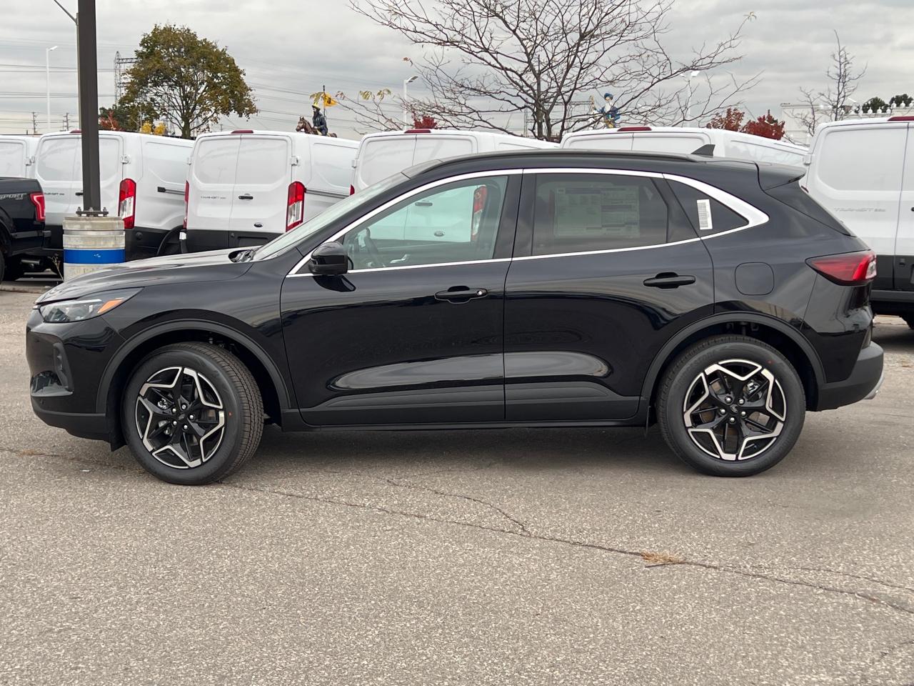 2026 Ford Escape Platinum Photo