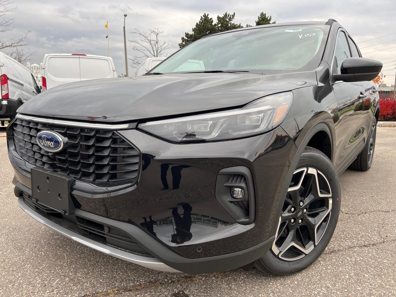 2026 Ford Escape Platinum Photo