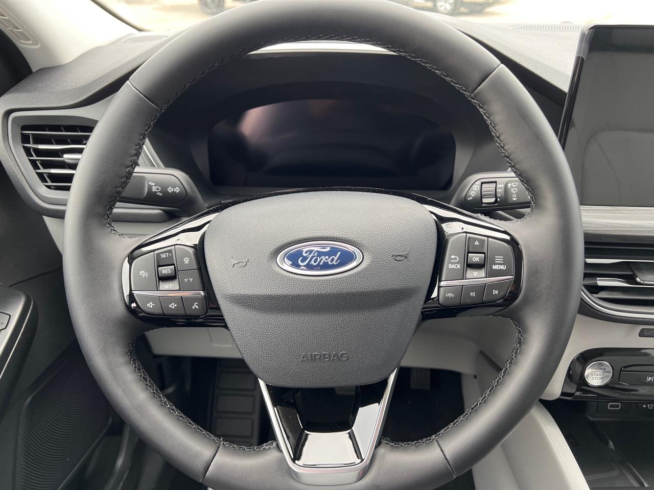 2026 Ford Escape Platinum Photo