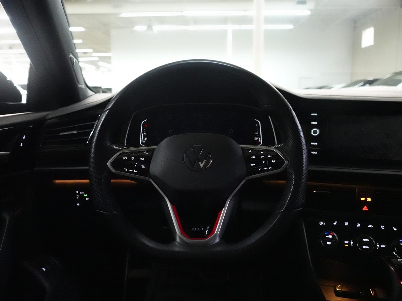 2024 Volkswagen Jetta GLI Nav | Leather | Panoroof | Ambient Light | CarPlay
