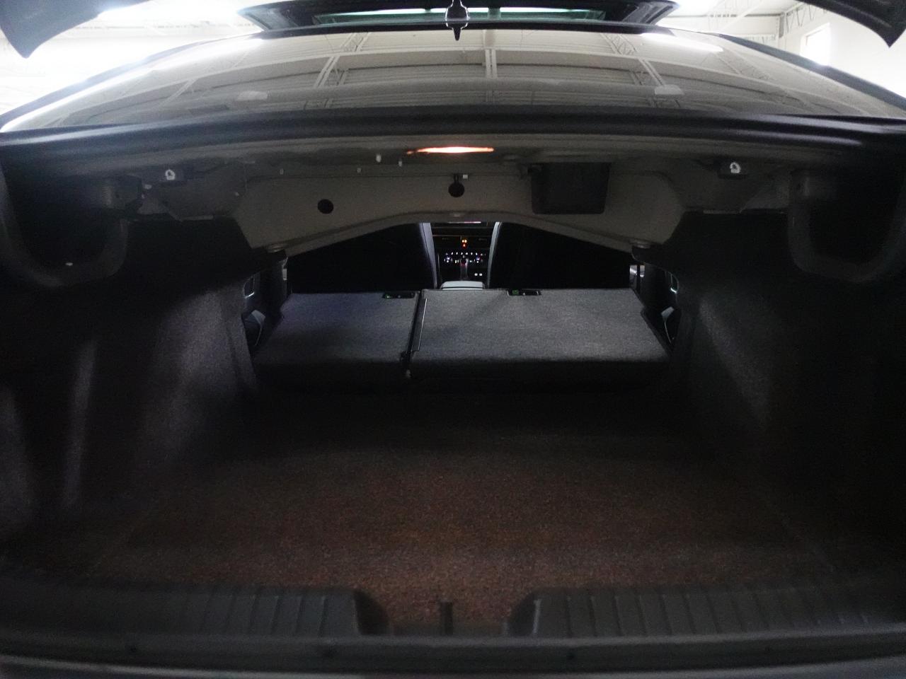 2024 Volkswagen Jetta GLI Nav | Leather | Panoroof | Ambient Light | CarPlay