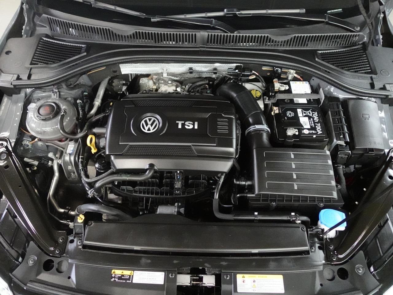 2024 Volkswagen Jetta GLI Nav | Leather | Panoroof | Ambient Light | CarPlay