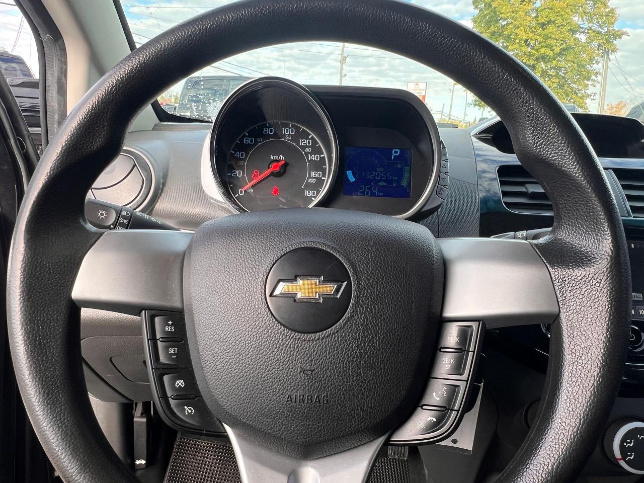 2013 Chevrolet Spark 5dr HB Auto 1LT Photo3