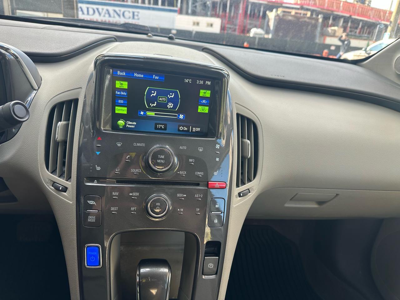 2015 Chevrolet Volt Plug in Hybrid - Photo #10