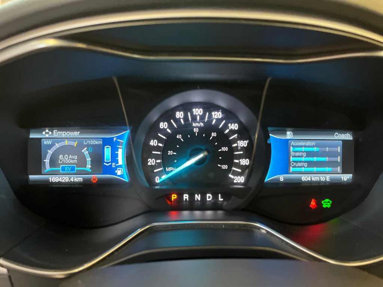 2016 Ford Fusion S Hybrid - Photo #9