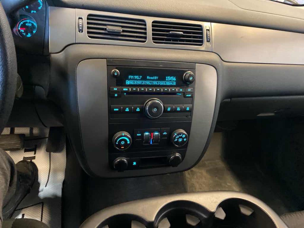 2010 CHEVRO TAHOE C1500 LS - Photo #10