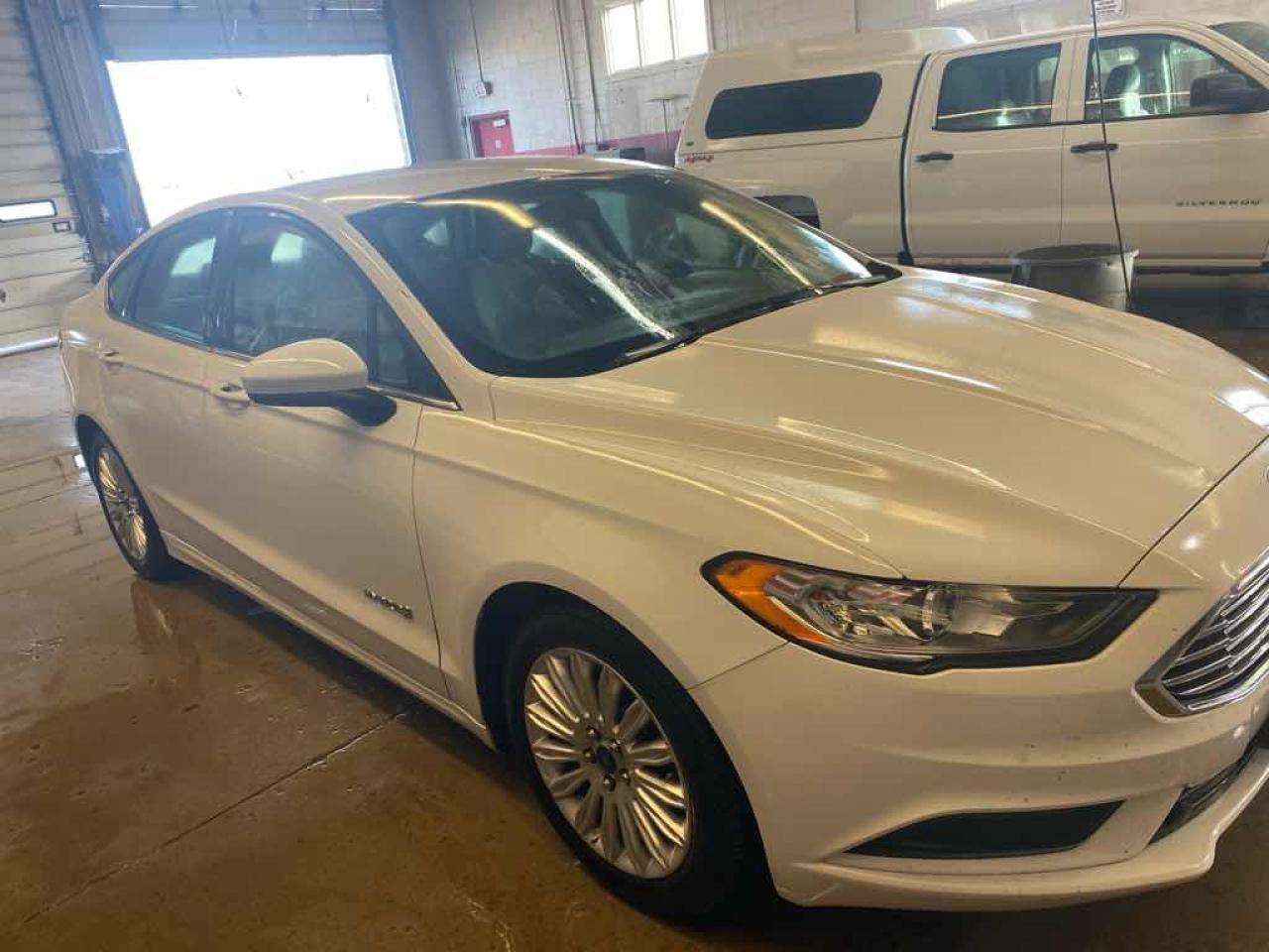 2017 Ford Fusion S Hybrid - Photo #3