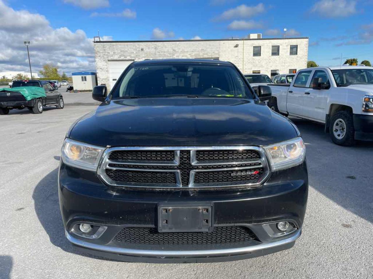 2018 Dodge Durango SXT - Photo #2