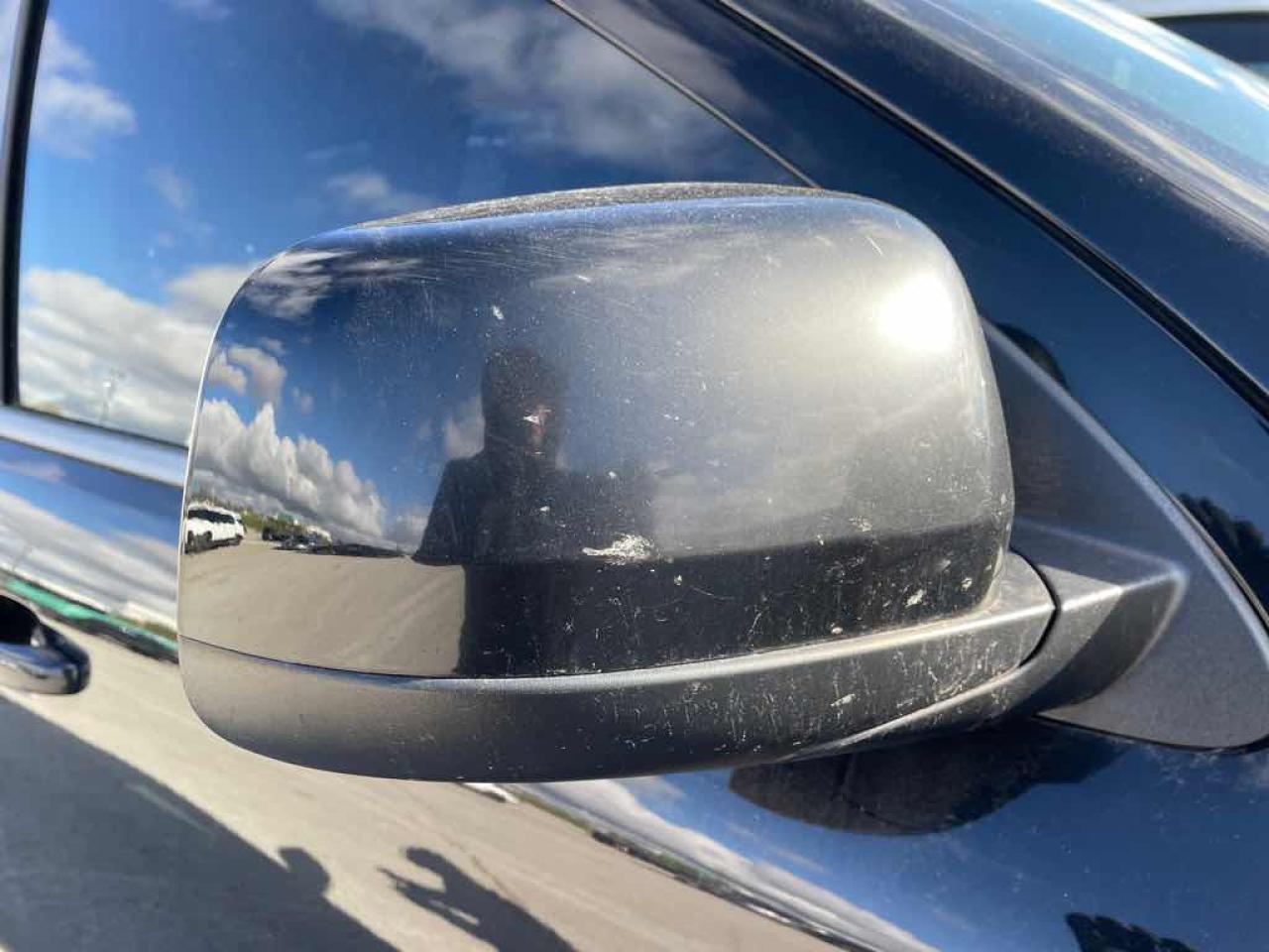 2018 Dodge Durango SXT - Photo #23