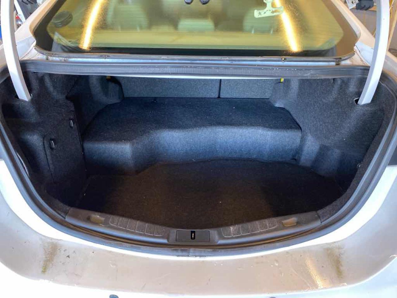 2016 Ford Fusion SE Hybrid - Photo #18