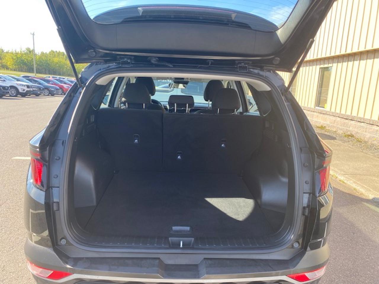 2022 Hyundai Tucson Essential FWD - Photo #6