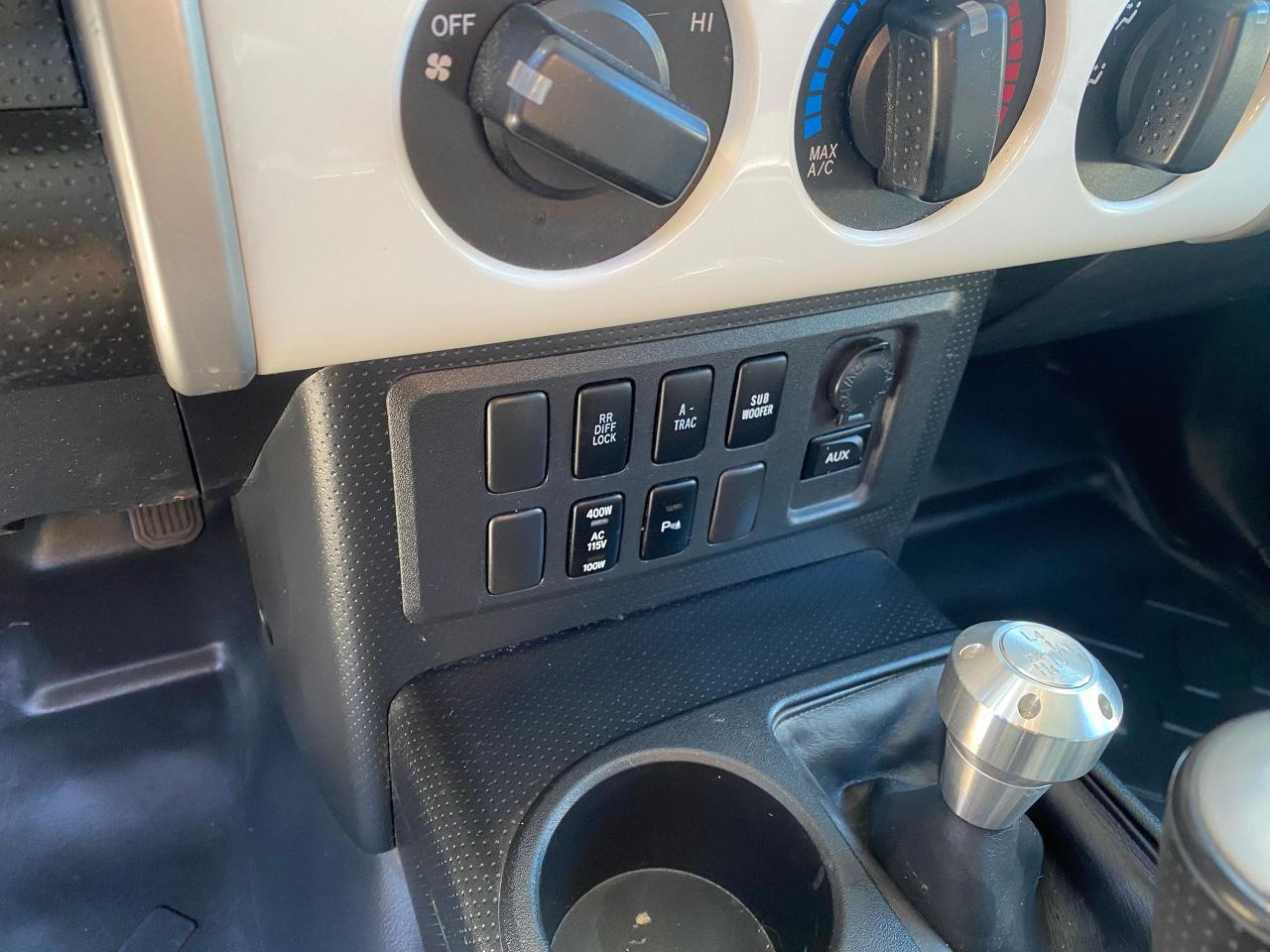 2008 Toyota FJ Cruiser OFF ROAD - Photo #16