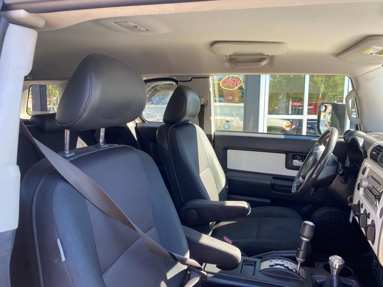 2008 Toyota FJ Cruiser OFF ROAD - Photo #29