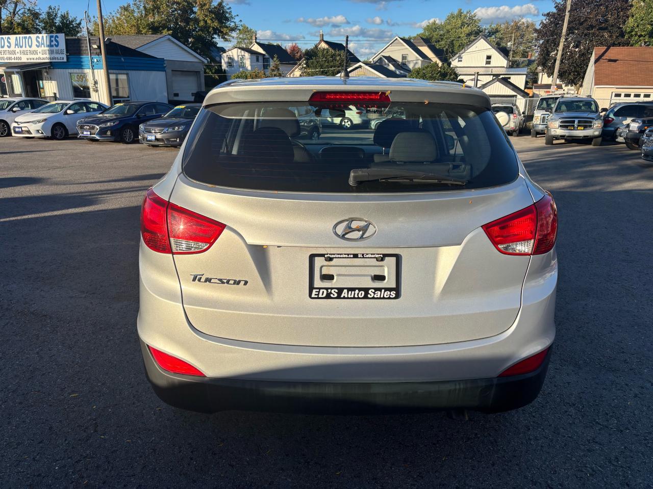 2015 Hyundai Tucson GL, 6 Spd Manual Transmission, Bluetooth - Photo #6