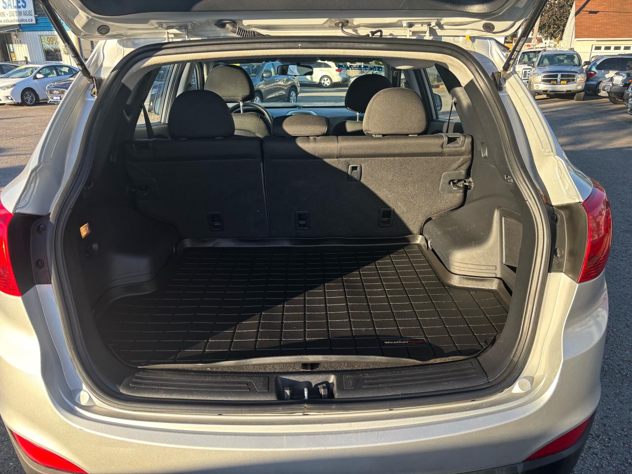 2015 Hyundai Tucson GL, 6 Spd Manual Transmission, Bluetooth - Photo #8