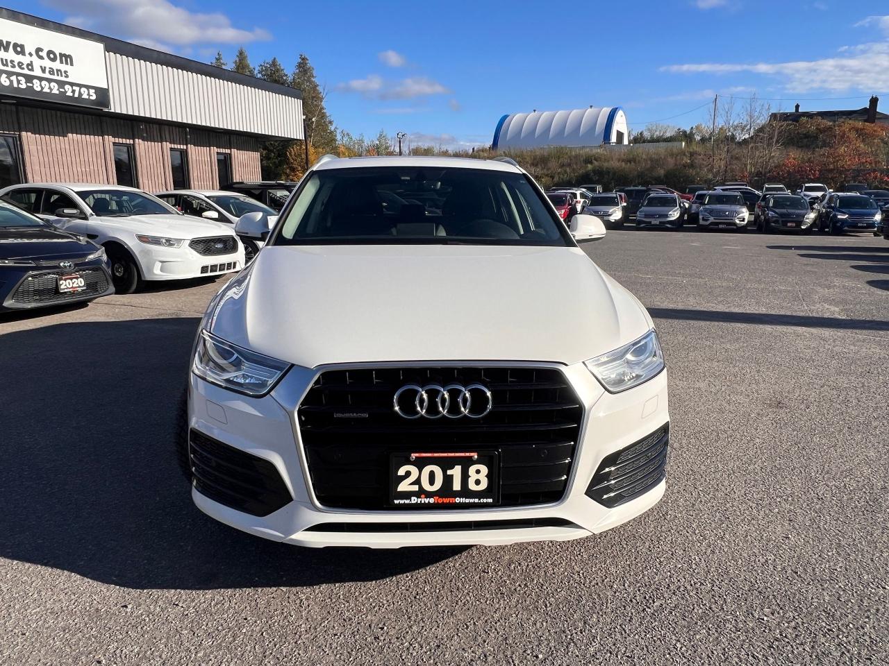 2018 Audi Q3 2.0 TFSI quattro Progressiv Tiptronic - Photo #2