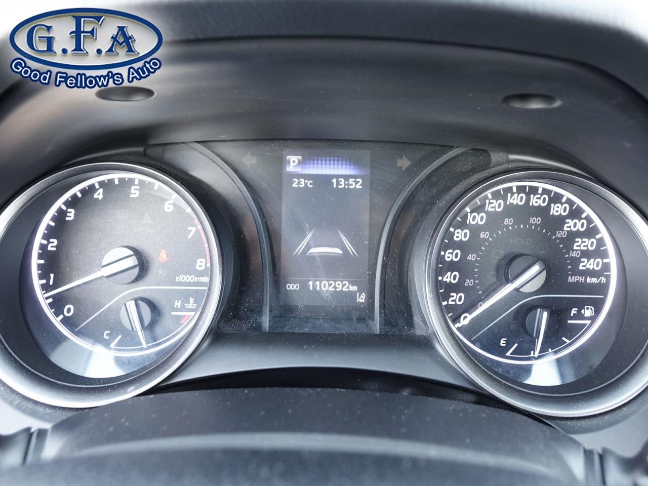 2021 Toyota Camry SE MODEL, LEATHER & CLOTH, REARVIEW CAMERA, HEATED Photo