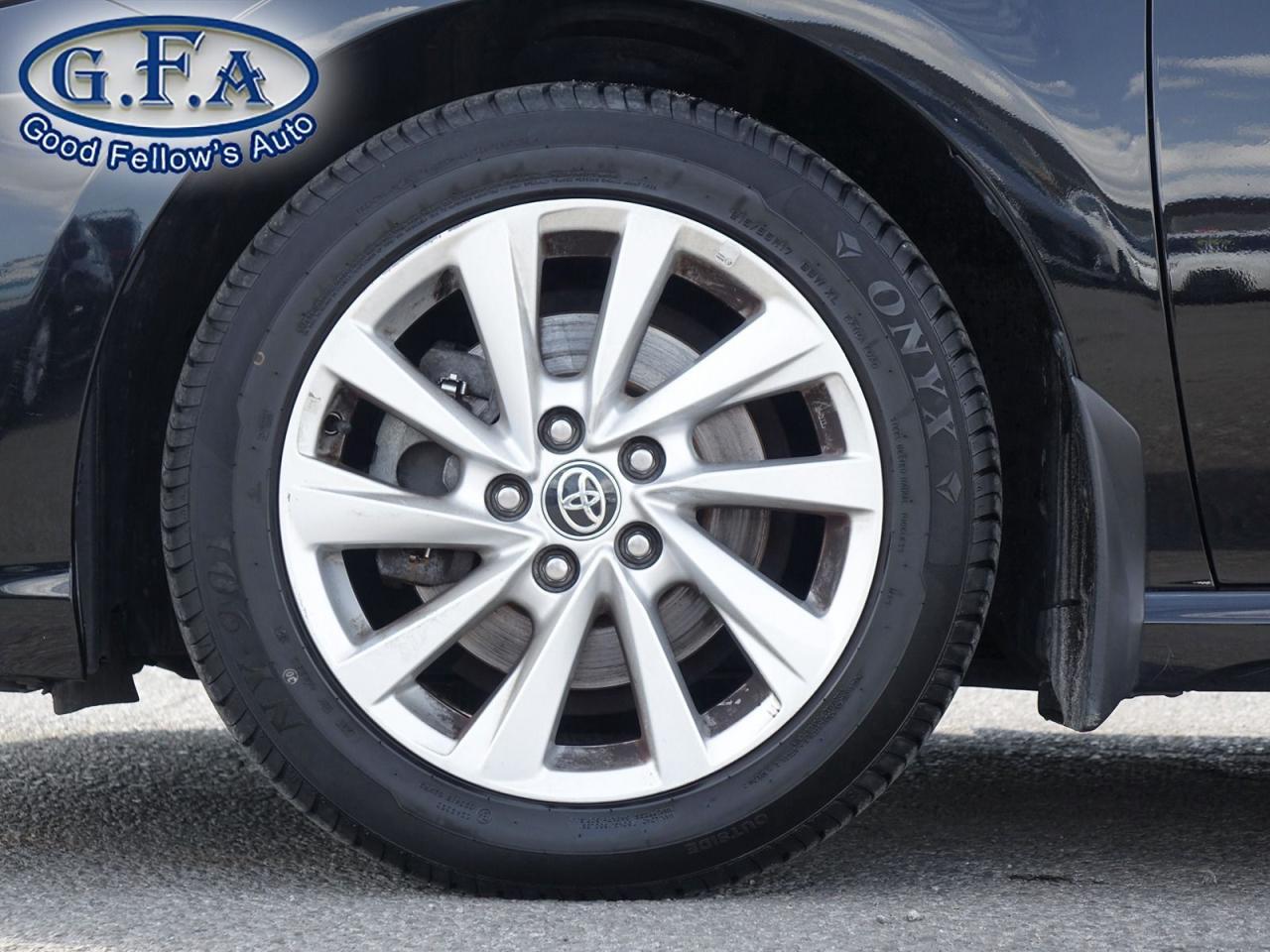 2021 Toyota Camry SE MODEL, LEATHER & CLOTH, REARVIEW CAMERA, HEATED - Photo #6