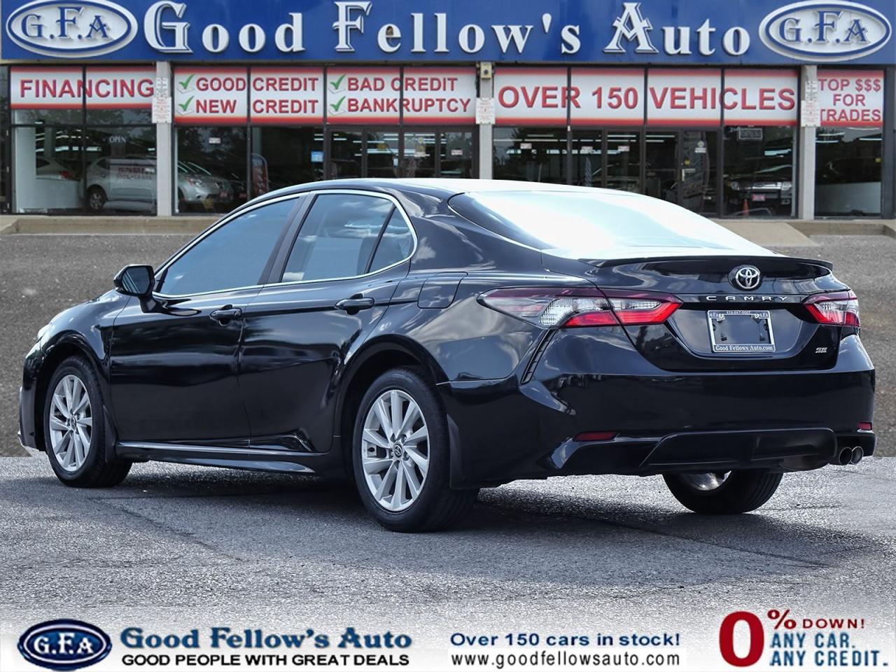 2021 Toyota Camry SE MODEL, LEATHER & CLOTH, REARVIEW CAMERA, HEATED - Photo #5