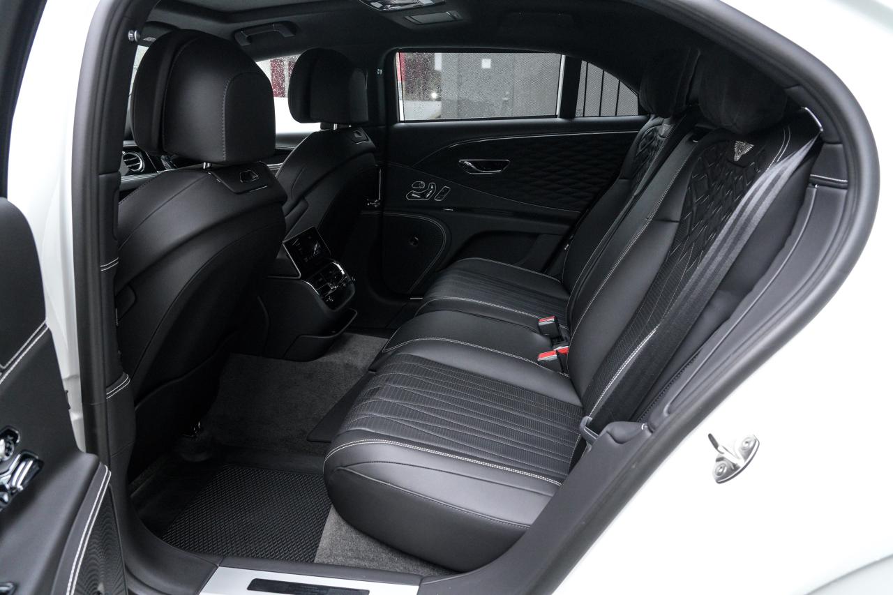 2022 Bentley Flying Spur V8 - Photo #14