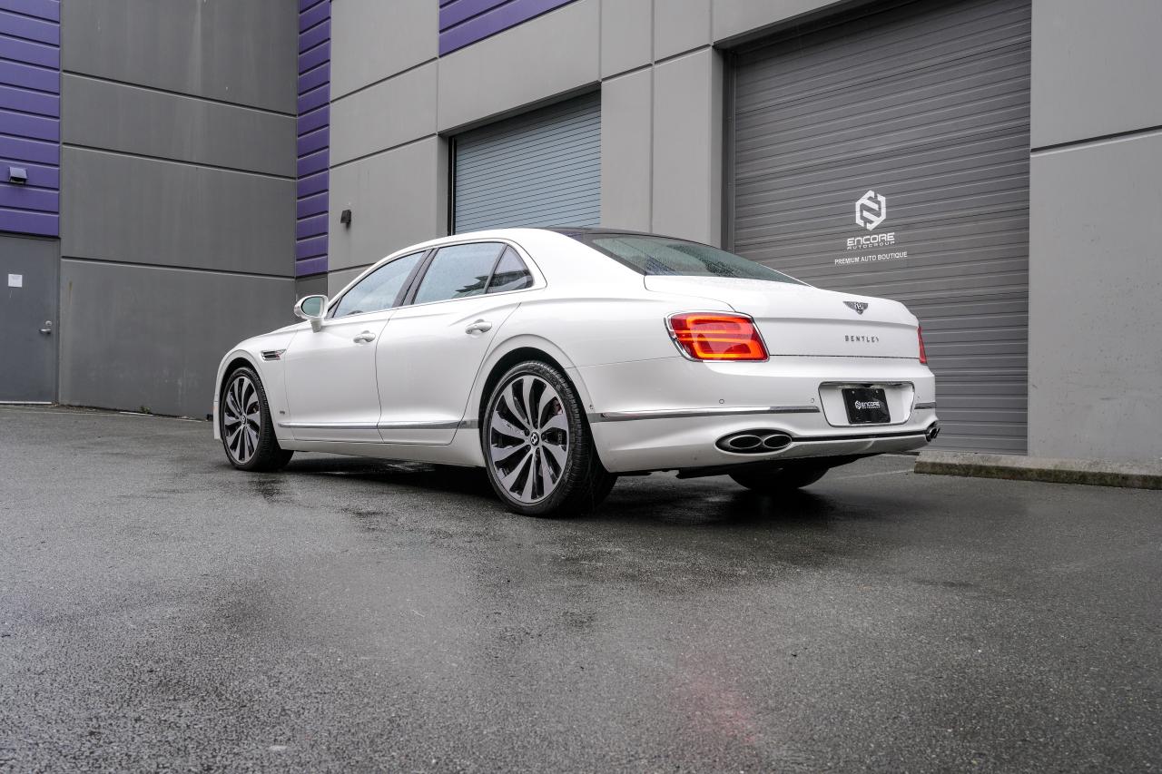 2022 Bentley Flying Spur V8 - Photo #4