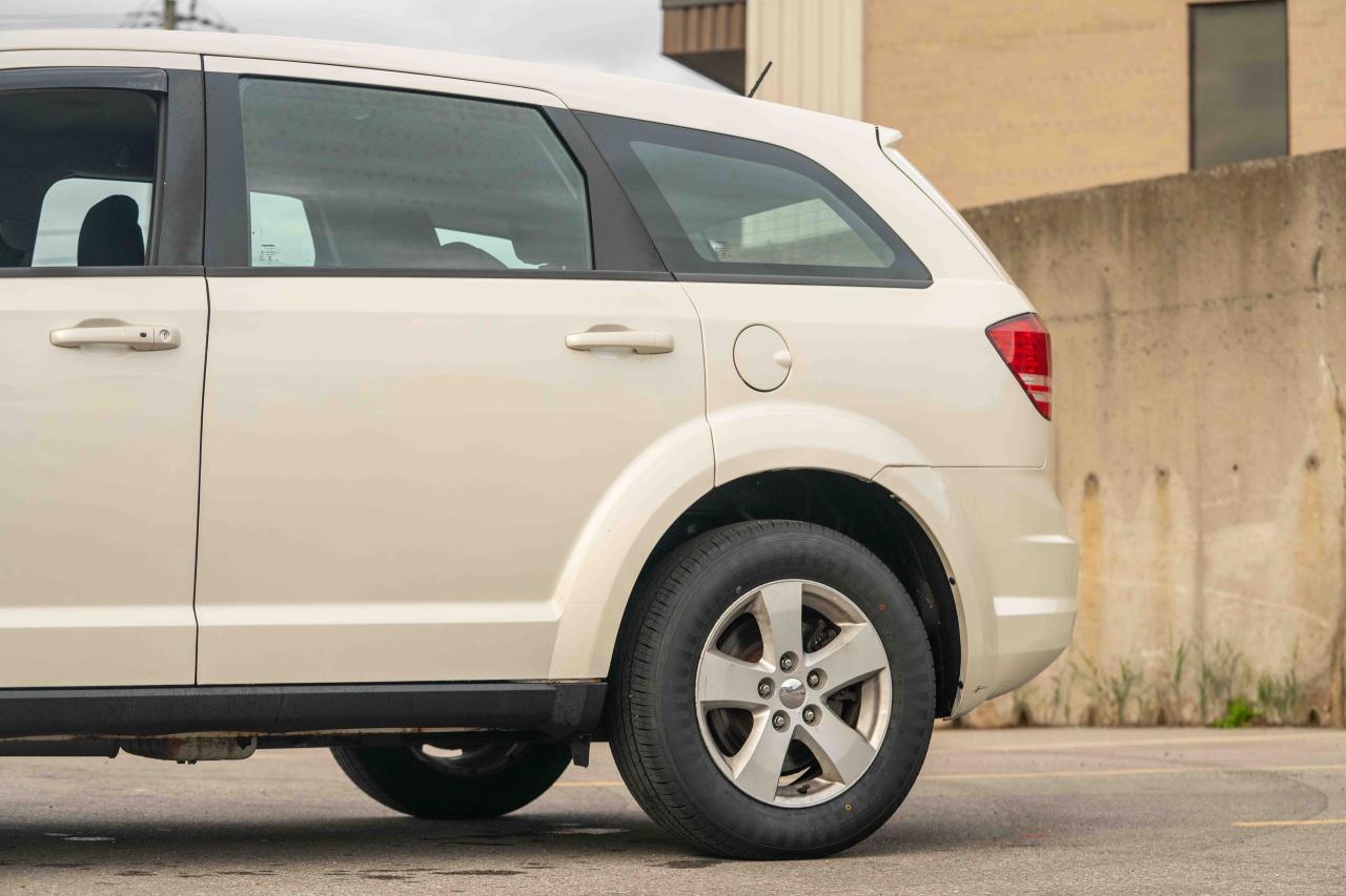 2015 Dodge Journey SE - Photo #12