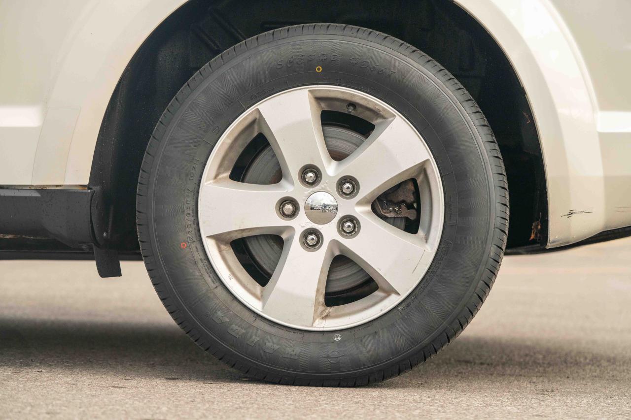 2015 Dodge Journey SE - Photo #13