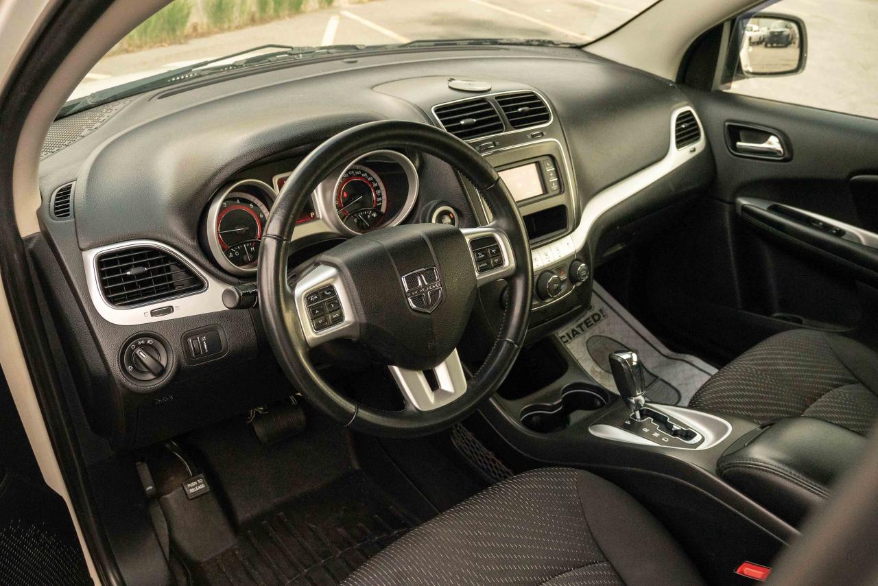 2015 Dodge Journey SE - Photo #22