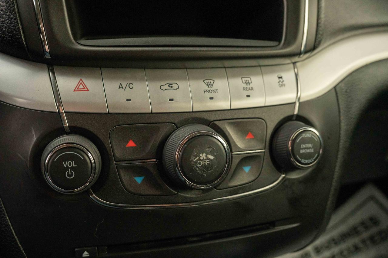 2015 Dodge Journey SE - Photo #32