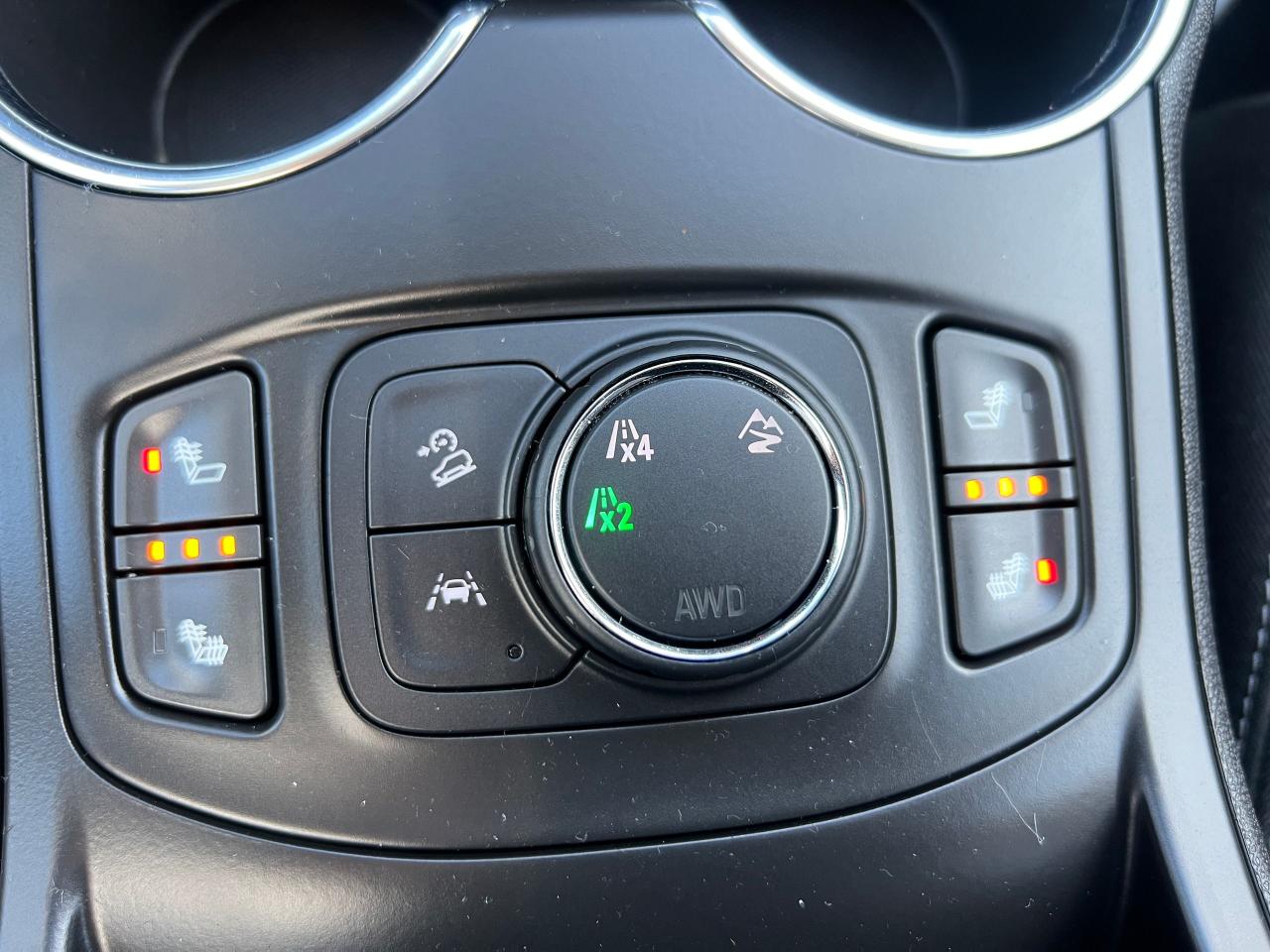2023 GMC Terrain AWD 4DR SLE - Photo #6