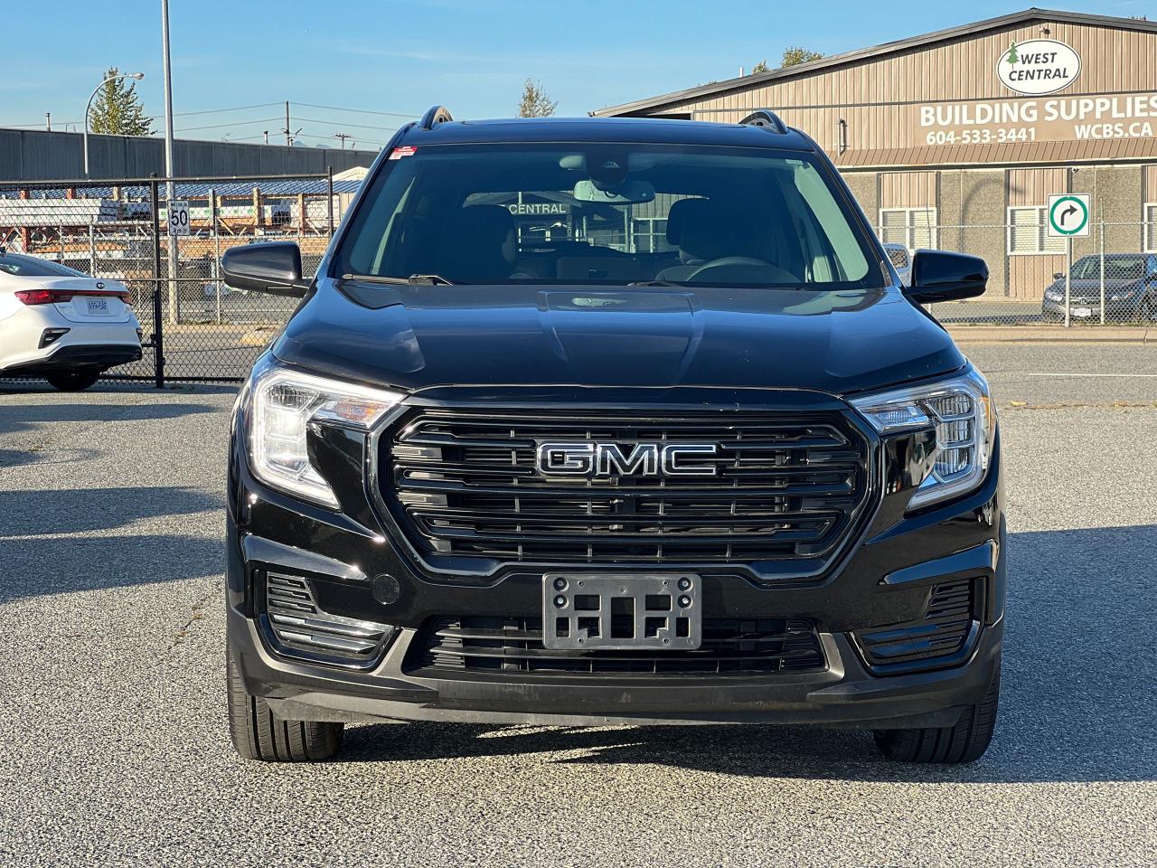 2023 GMC Terrain AWD 4DR SLE - Photo #11