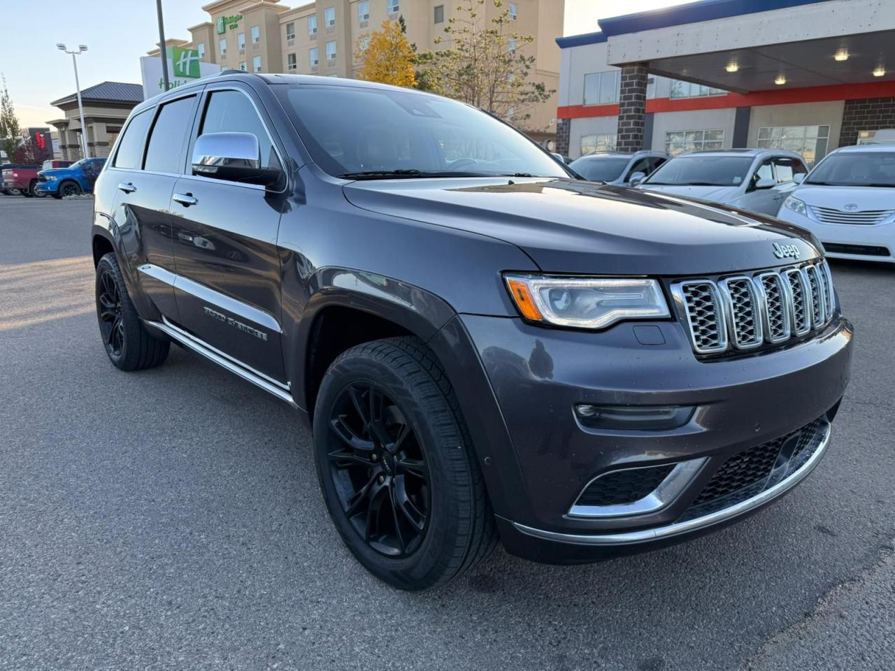 Used 2019 Jeep Grand Cherokee Summit 4WD | FULLY LOADED! | ALL CREDIT ACCEPTED!! for sale in Edmonton, AB